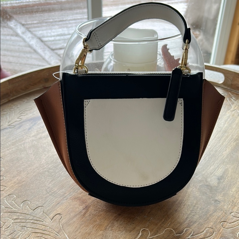 Source Unknown Black and Brown Mini Bag with Modern Design